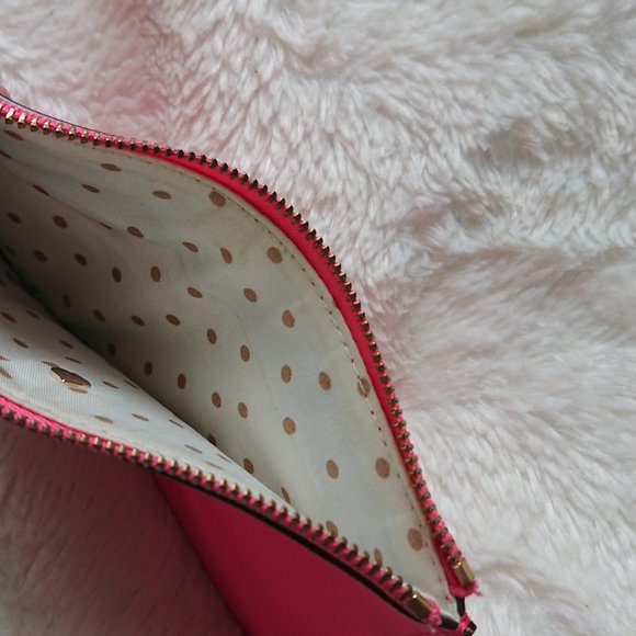 Kate Spade, hot pink wristlet, very good condition - Picture 3 of 4